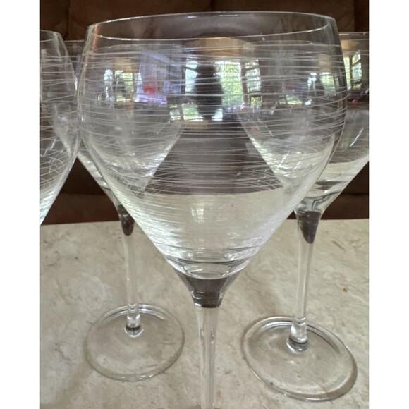 Qualia Helix Art Glass Wine Glasses Set of 4 Toasting Goblets Etched 9" - Picture 2 of 4